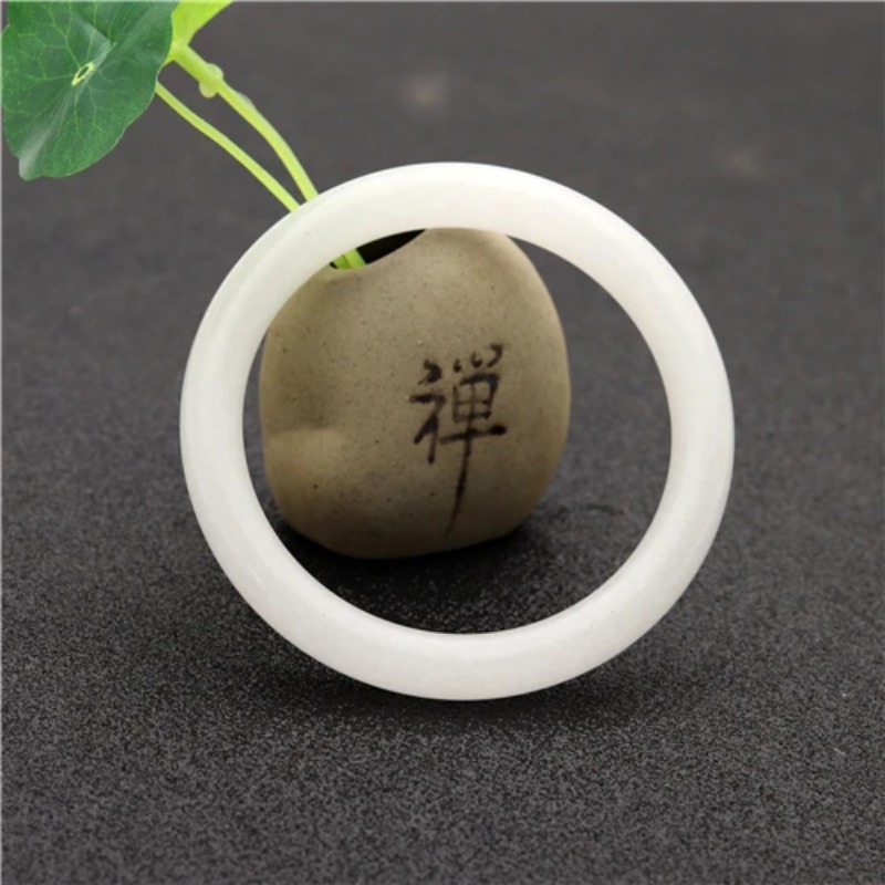 Women'S Fashion Jewellery - Natural White Chinese Jade Bracelet Bangle