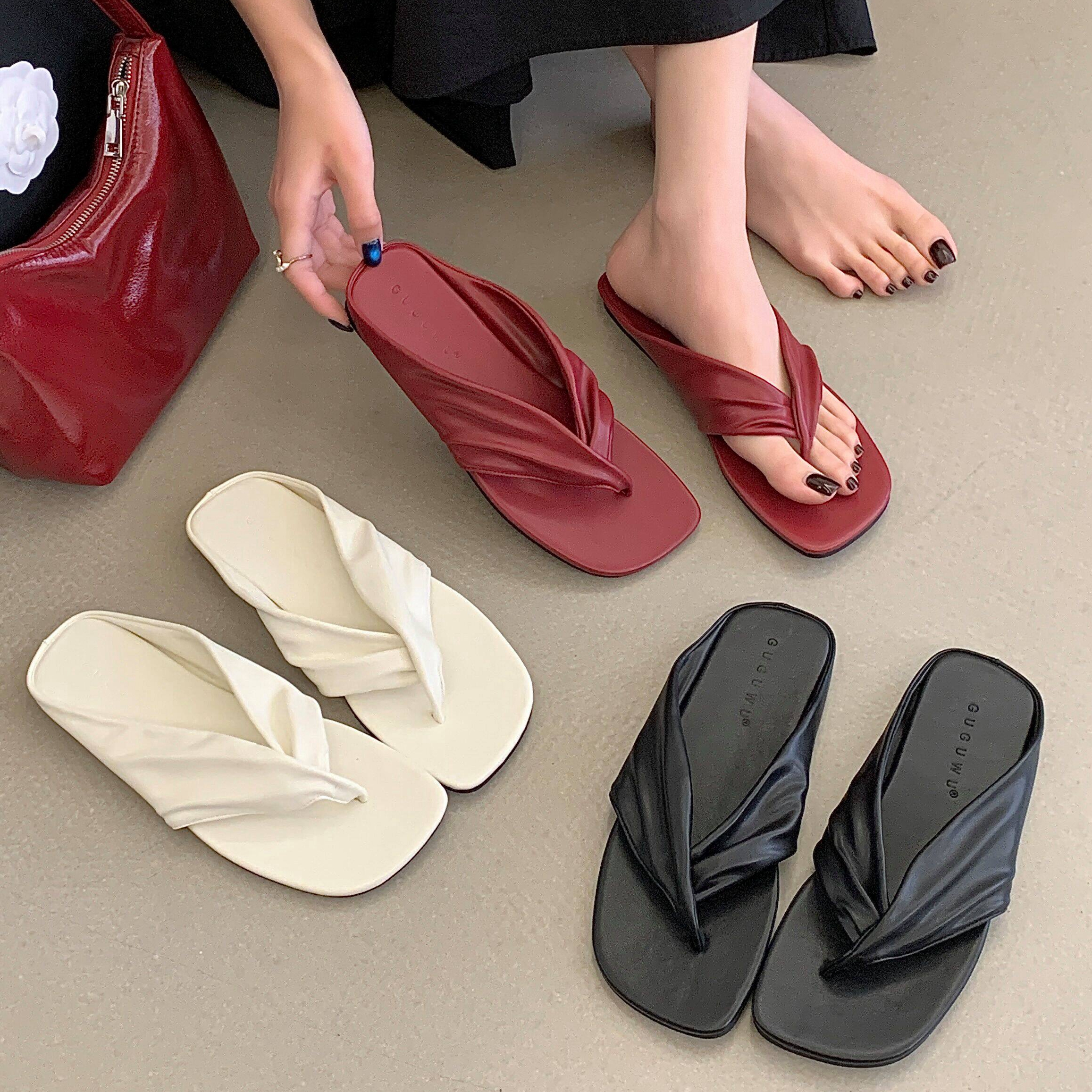 Women Queen Fashion - 2026 New Fashion Pleated Flip Flops