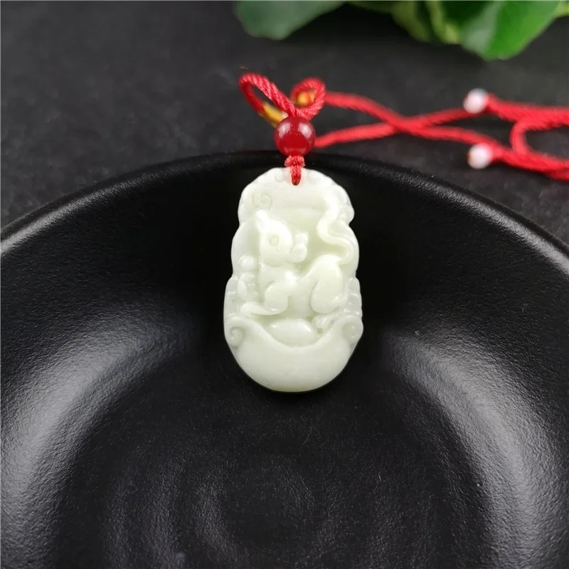 Chinese Zodiac Carved Jade Pen - Women'S Fashion Jewellery บทวิจารณ์และราคา