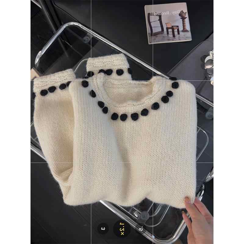 Women's White O-Neck Pullover  - Women'S Fashion In The 90S บทวิจารณ์และราคา